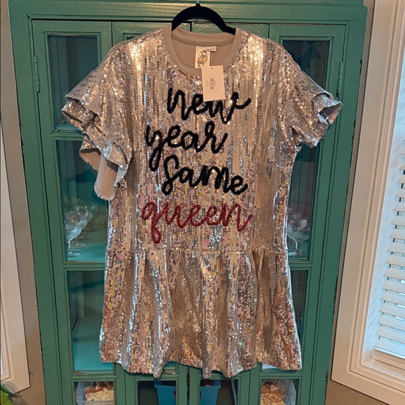 QUEEN OF SPARKLES Silver Sequin Mini Dress NWT - Picture 3 of 6